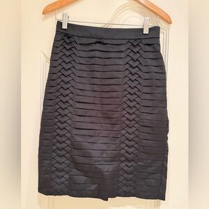 H&M Black Textured Pencil Skirt